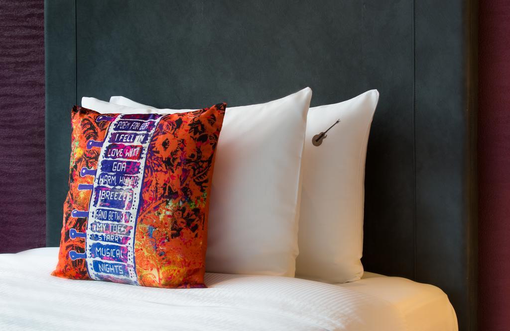 Hard Rock Hotel Goa Calangute Exterior foto Pillows
